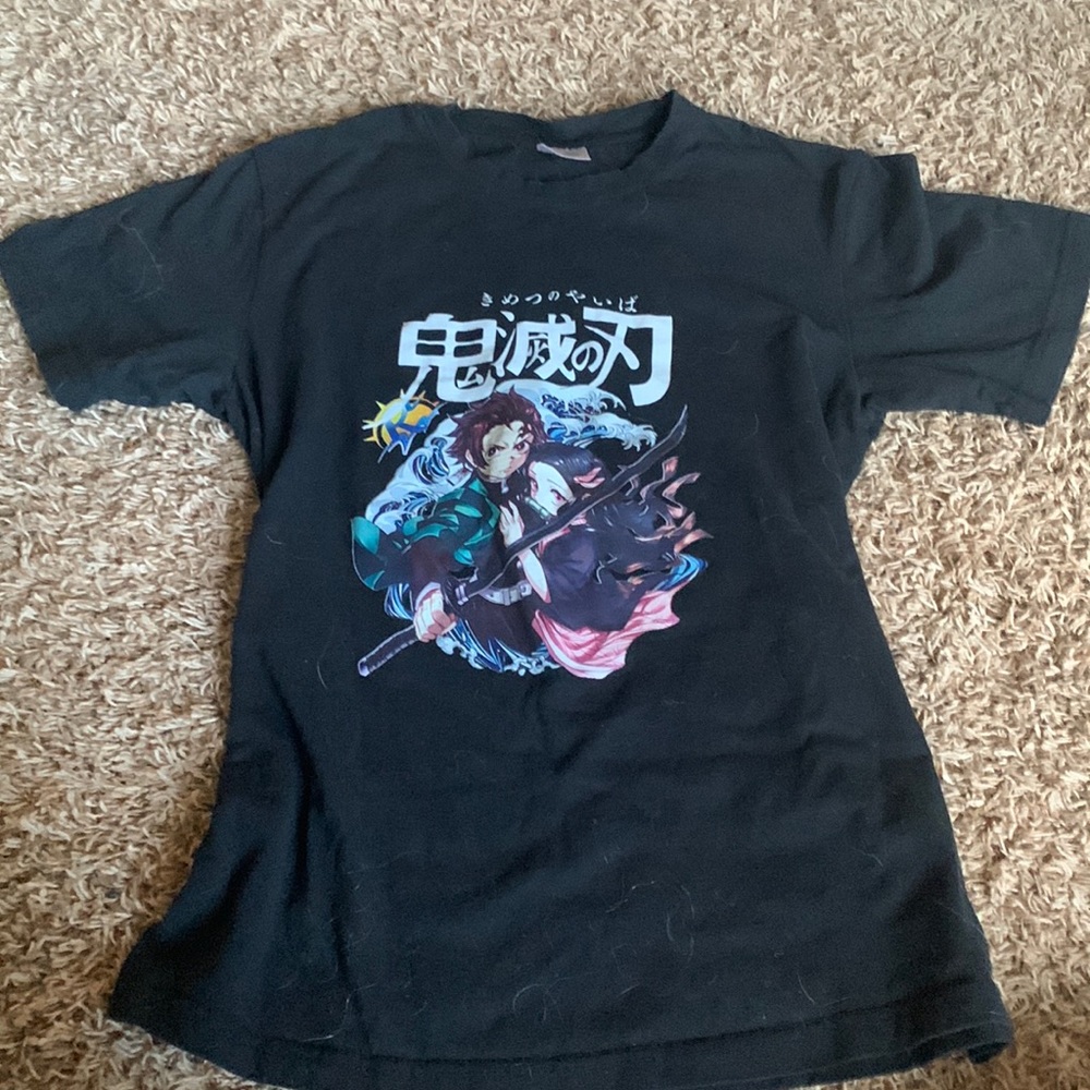 Demon Slayer t-shirt, good condition, Womens M
